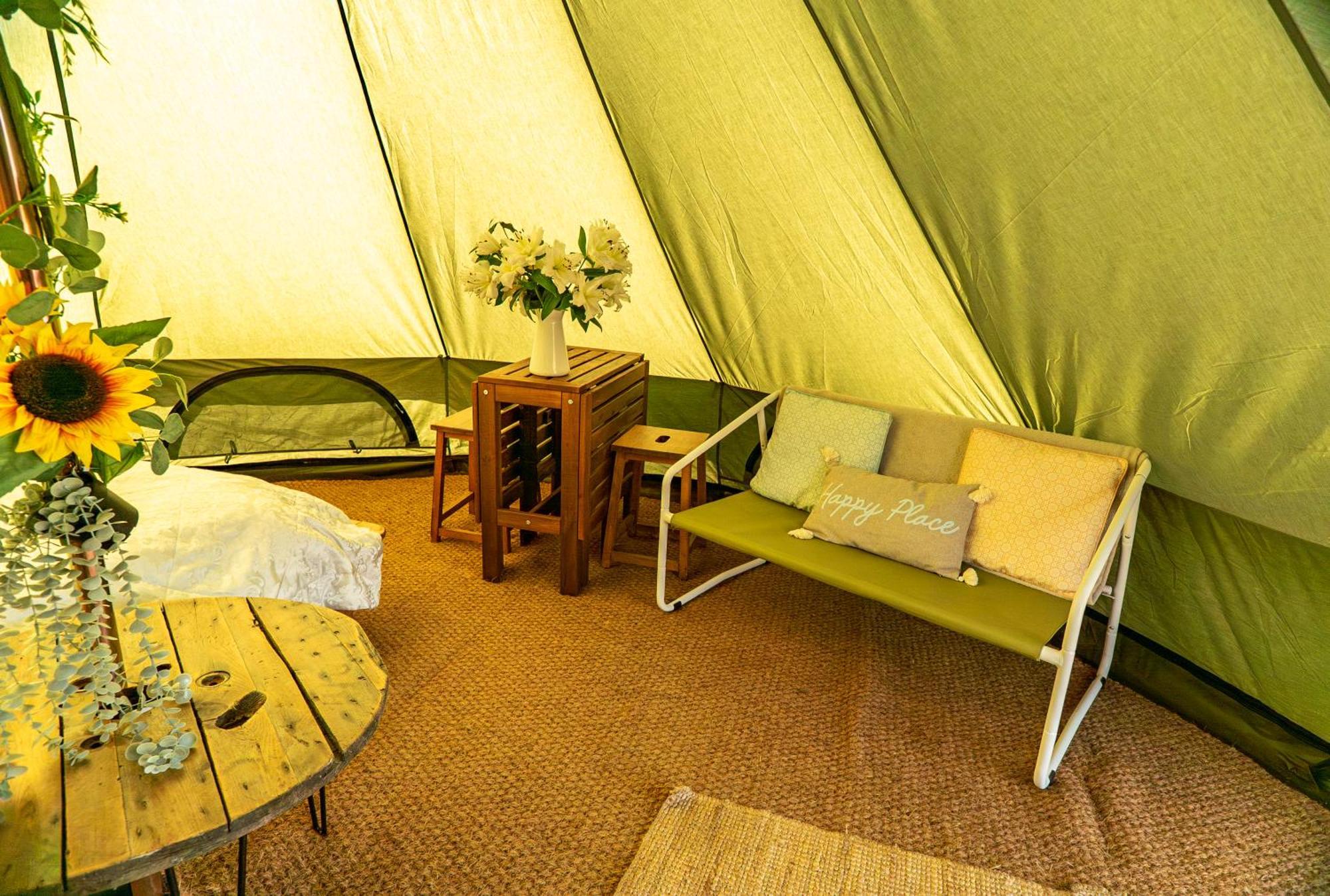 Bluebell Bell Tent The Roaches Upper Hulme Dış mekan fotoğraf